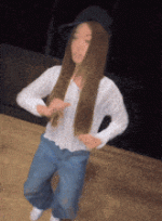 yoonchae-dance-yoonchae-jeung.gif
