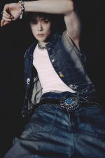 NCT-U-Baggy-Jeans-concept-photos-documents-7(2).jpg